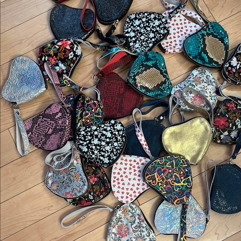 HEART LEATHER SHAPE BAG